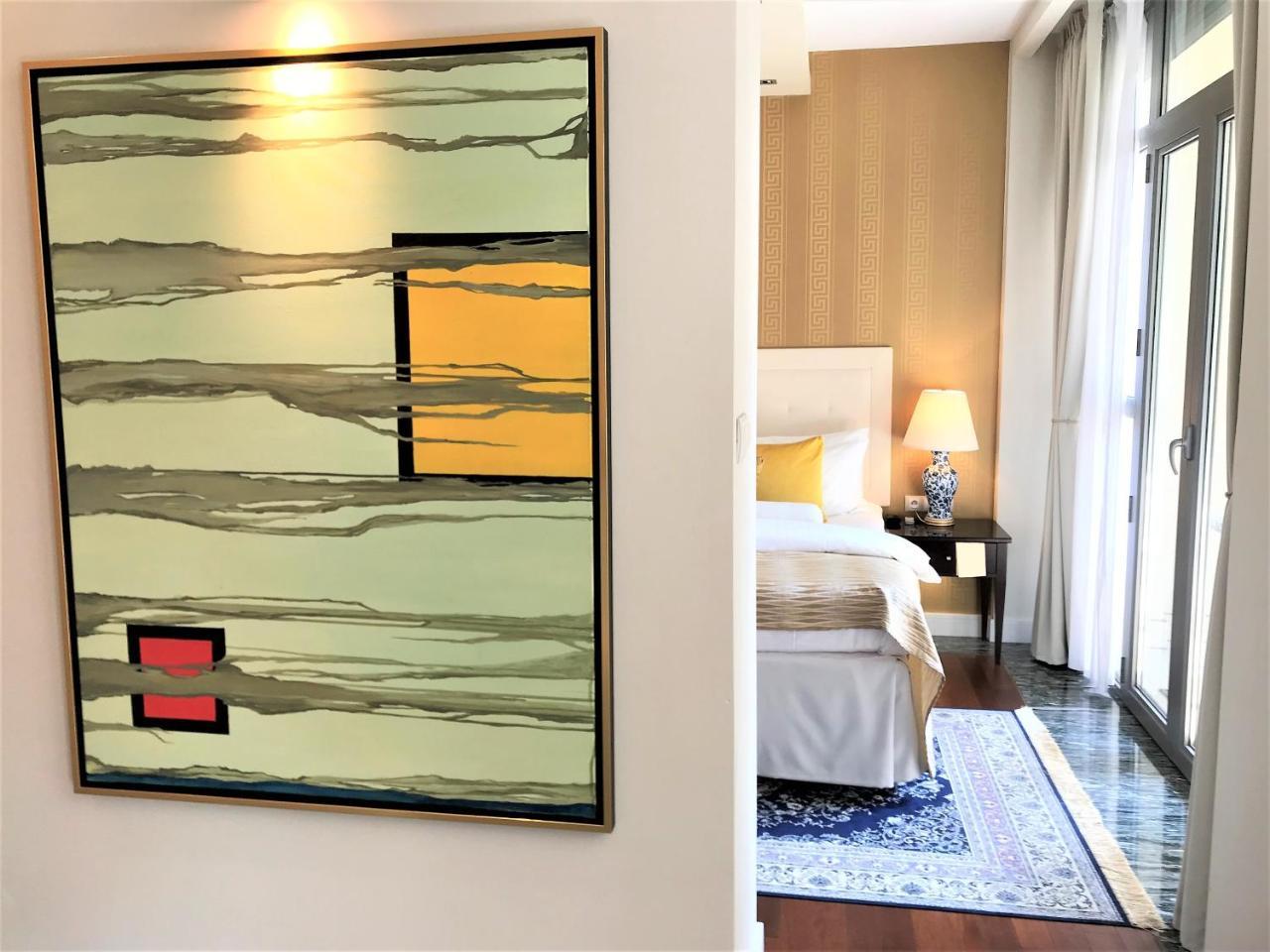 Mondrian Luxury Suites & Apartments Krakow Old Town Buitenkant foto